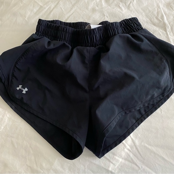 Nike Pro Shorts and Long Sleeve Bundle - Picture 3 of 7